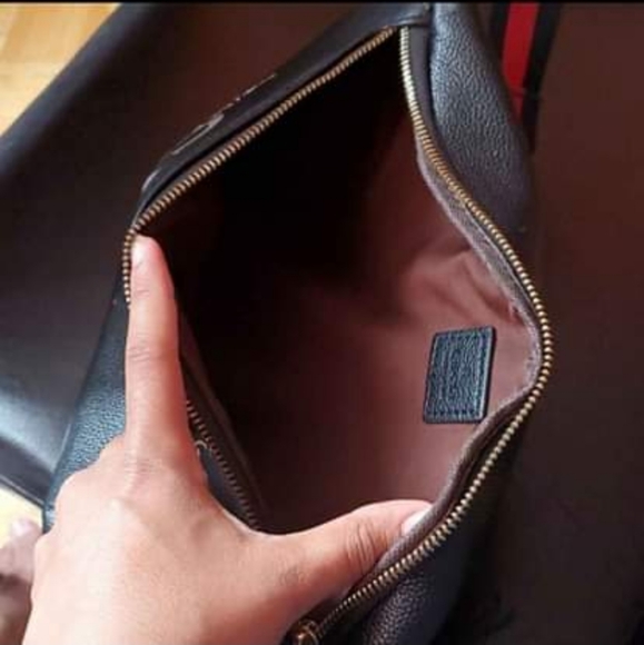 Gucci Coco Capitan Logo Black Crossbody VintageBag - Picture 2 of 6
